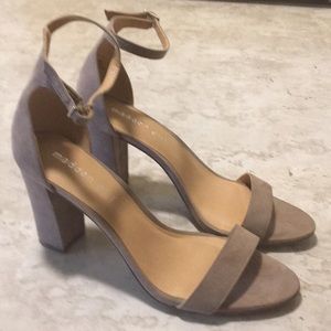 Madden Girl Tan / Nude Strappy Block Heels.